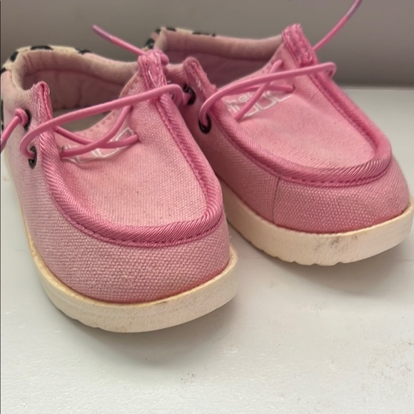 Hey Dude Baby Pink Shoes - Picture 6 of 8